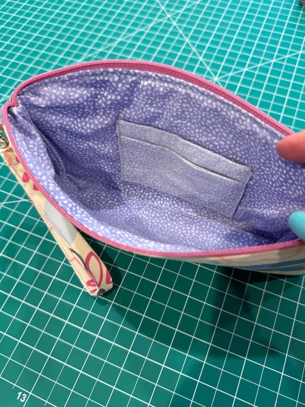 Handmade Floral Wristlet Clutch Zipper Pouch Blue Colorblock - Picture 5 of 5